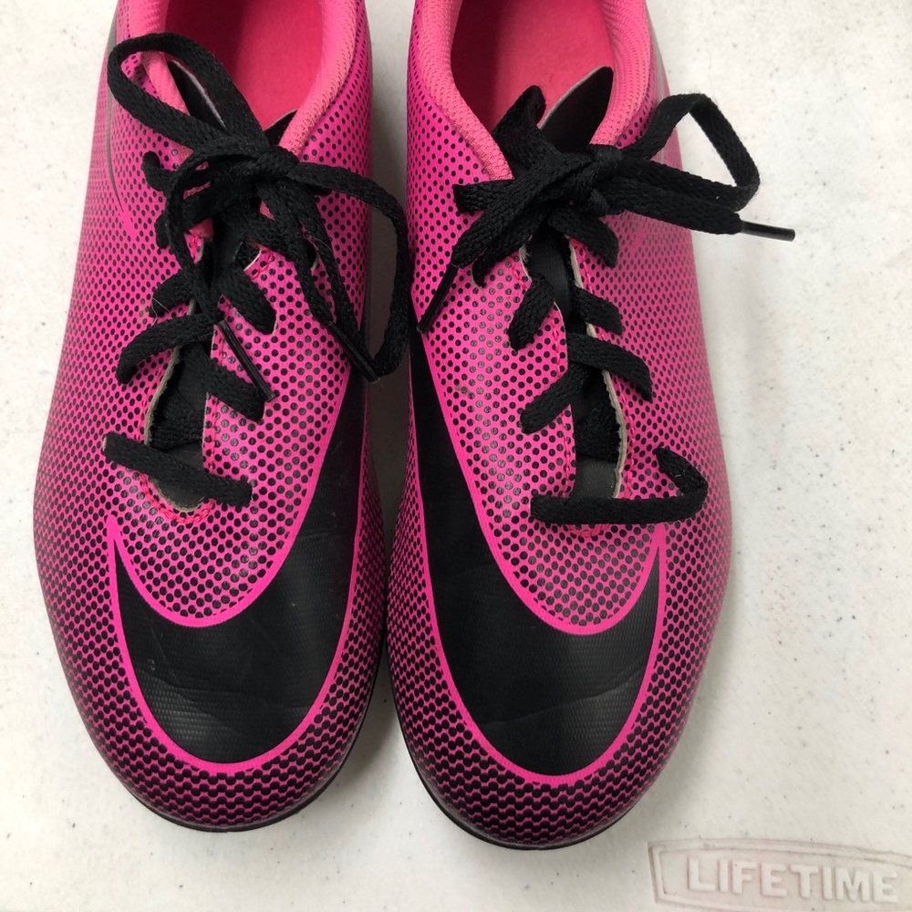 Nike pink soccer cleats